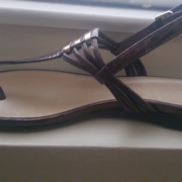 Beautiful Alex Marie Size 11 Brown leather sandals - Picture 3 of 8